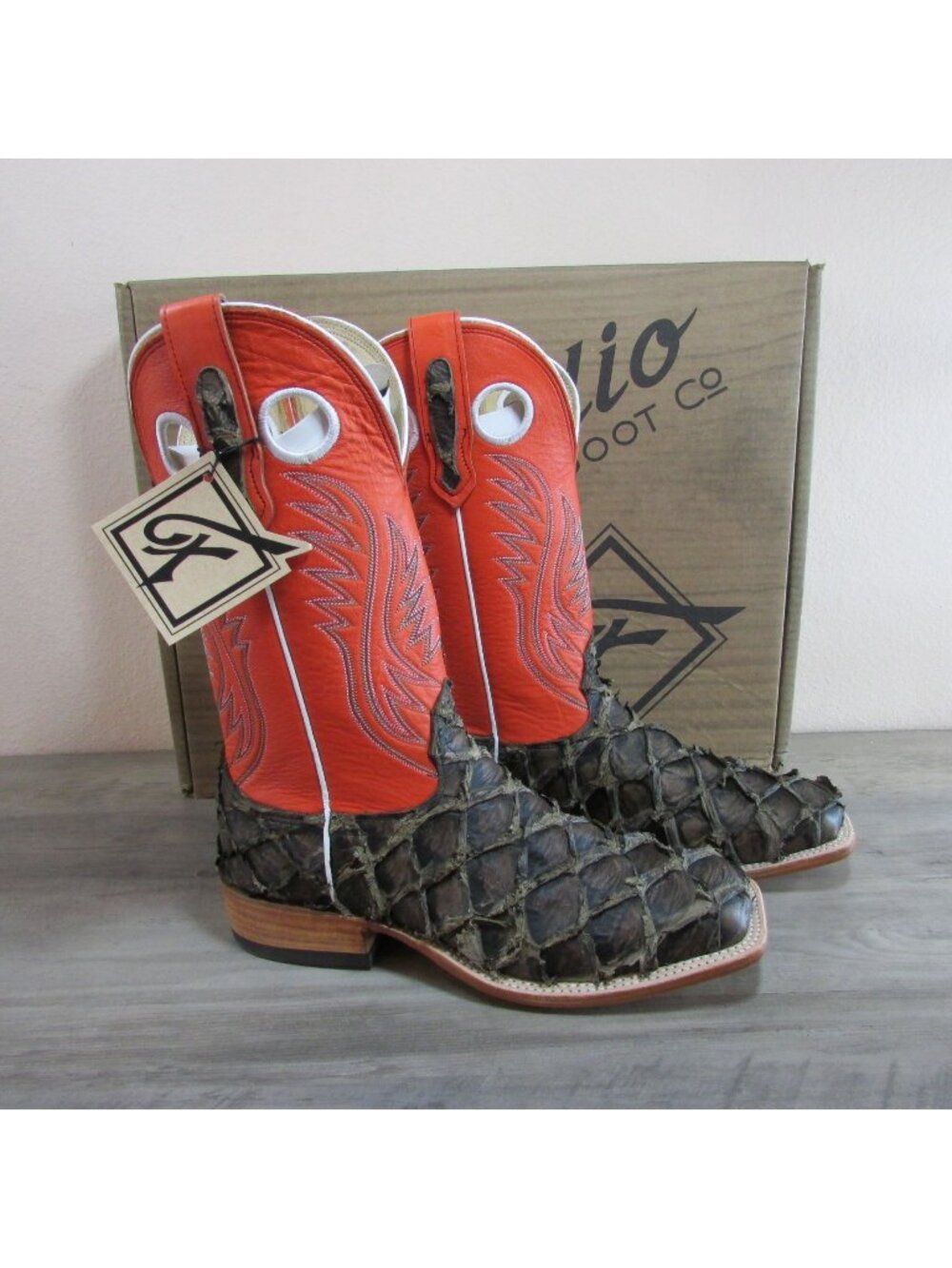 Fenoglio Men's 10.5 Square Toe Arapaima Western Boot - Tobacco Rustic/Orange - F